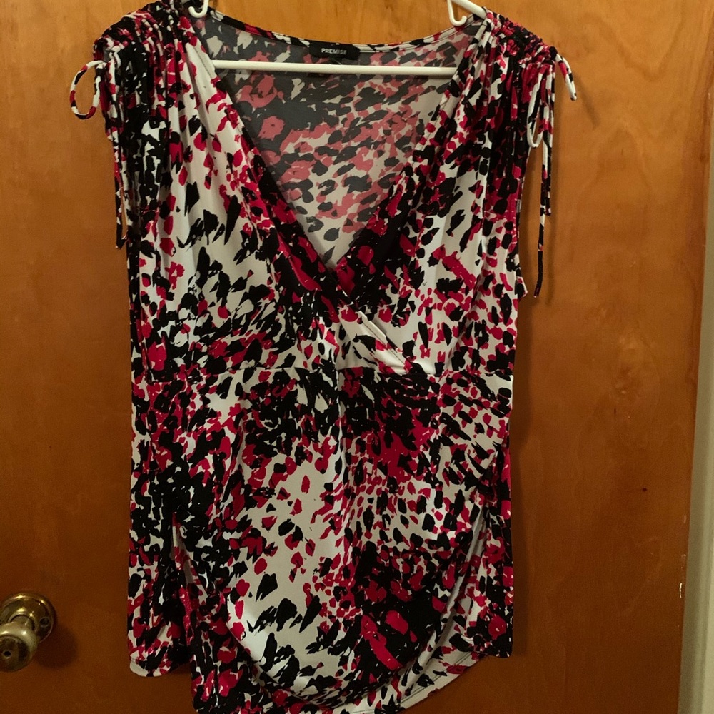 Sleeveless top